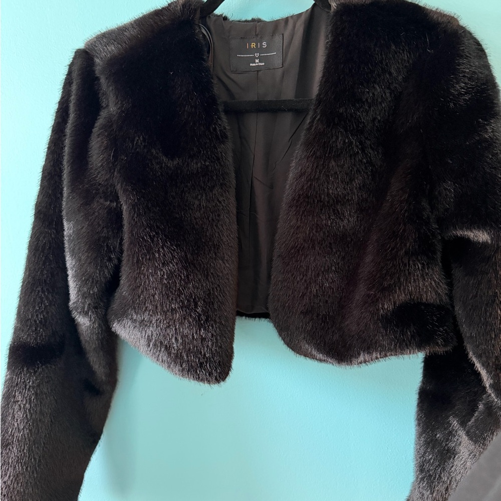 Sophisticated Touch Cropped Faux Fur Coat - Black